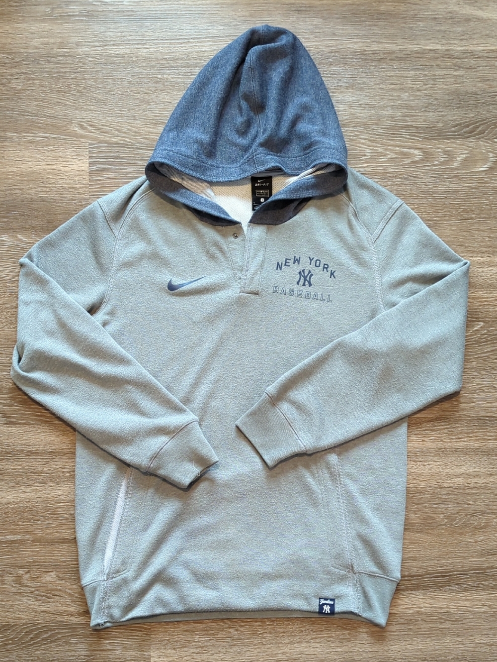 Nike New York Yankees Snap Bottom Hoodie - Men's Small